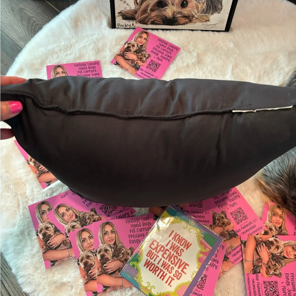 Juicy Couture - Picture 5 of 6